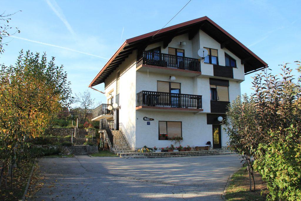 Apartment Bozic Vrbovsko Dış mekan fotoğraf