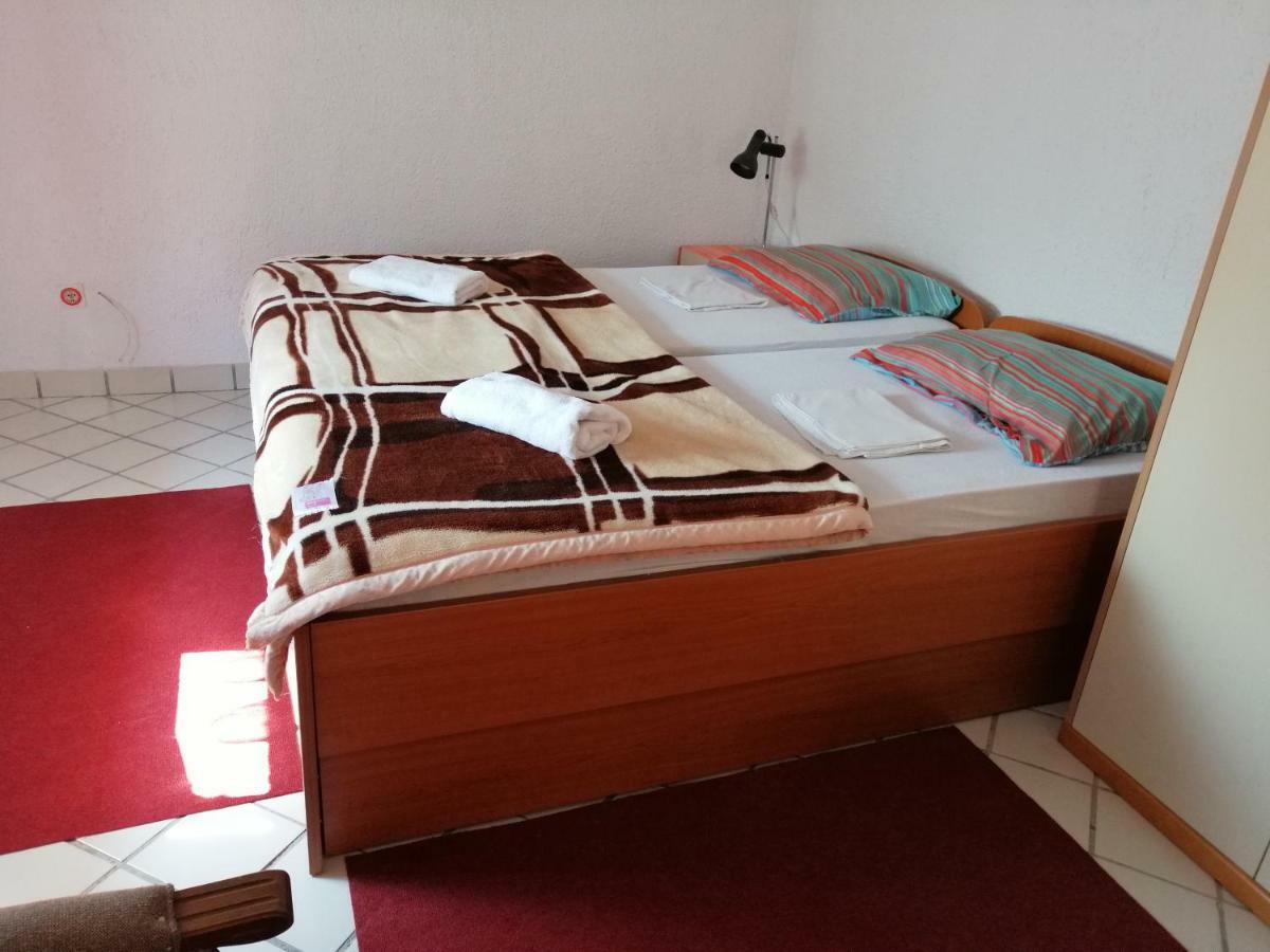 Apartment Bozic Vrbovsko Dış mekan fotoğraf